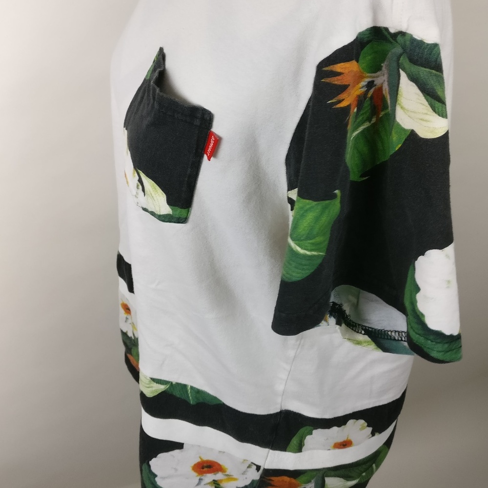 Asphalt Mens Floral Streetwear Tee Medium